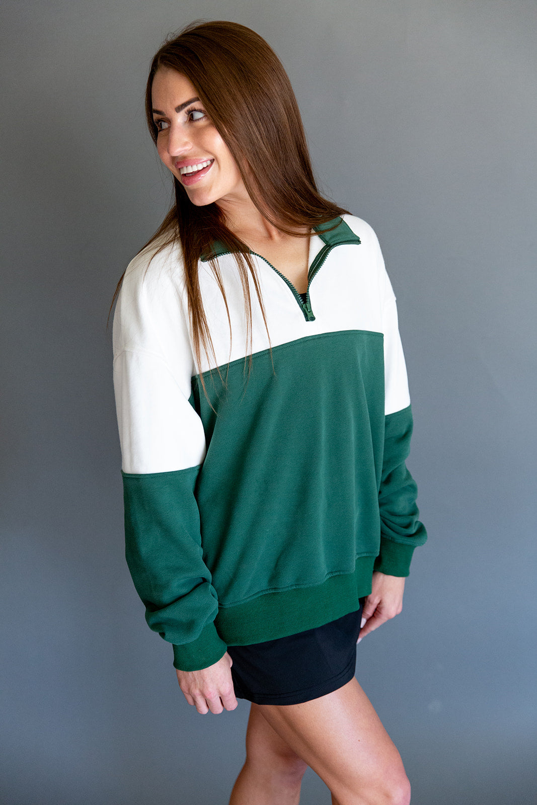 Green/White Sweatshirt Pullover