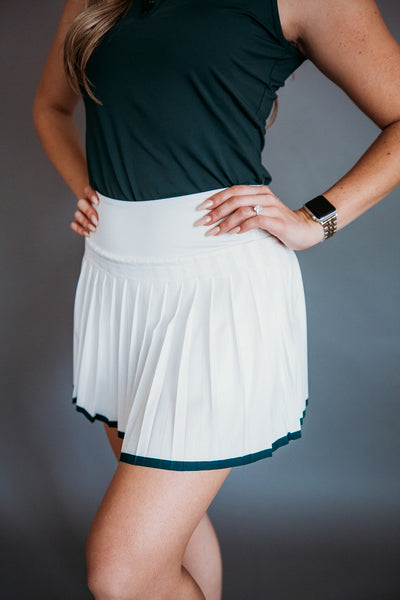 The Details Skirt- Dark Green Edging